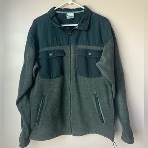 Columbia zip up fleece/cargo jacket